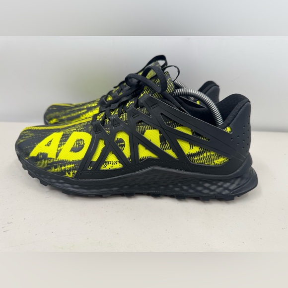 Adidas Vigor NMD Trail Bounce Size 10 US Black Yellow Running Shoes BB8380 - Picture 1 of 8